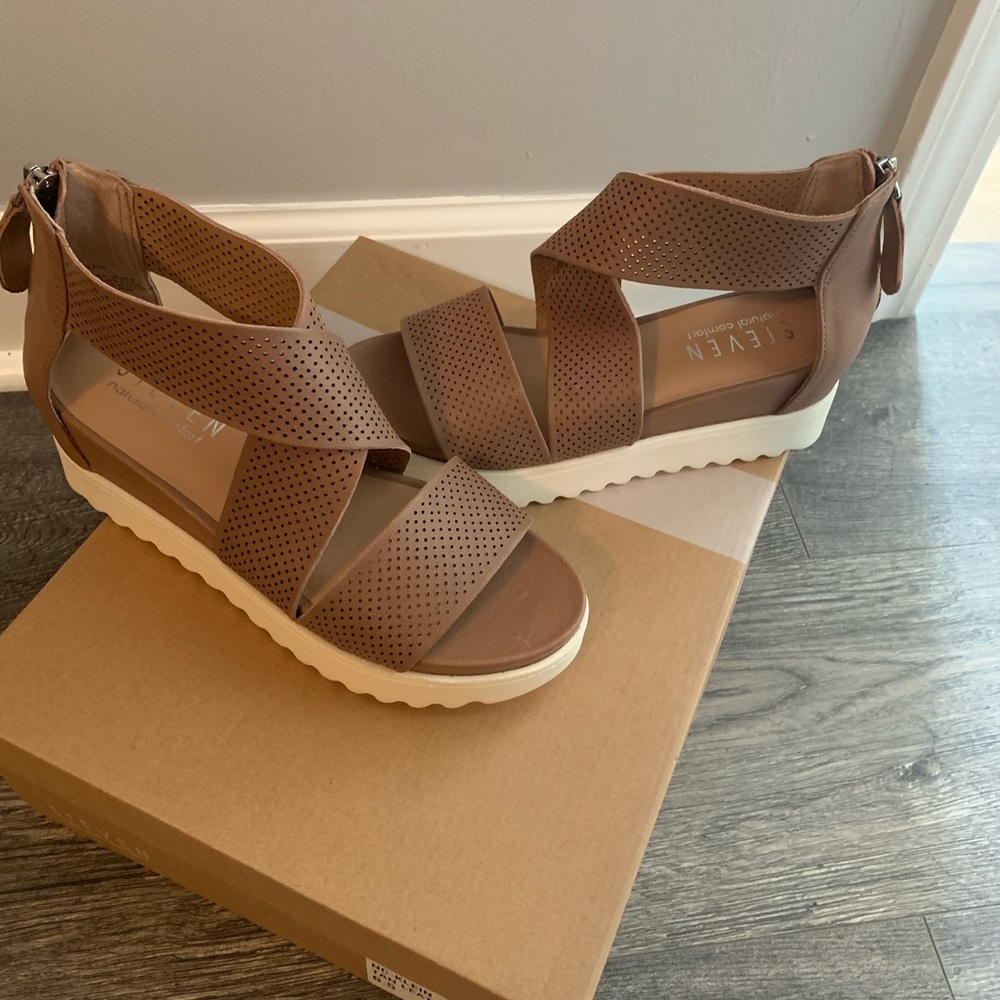 Steven Madden Sandals